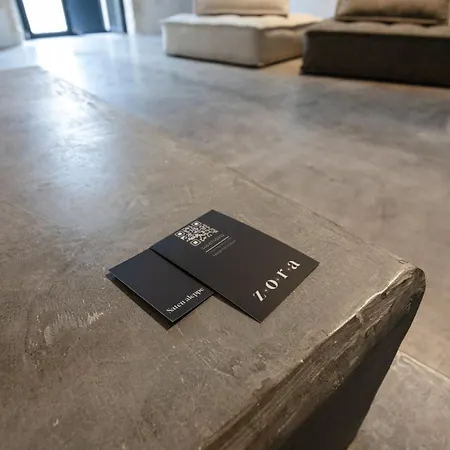 Zora Loft & Essence *